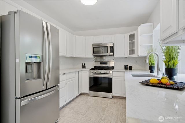 19926 NE Union Hill RD, Redmond, WA 98053