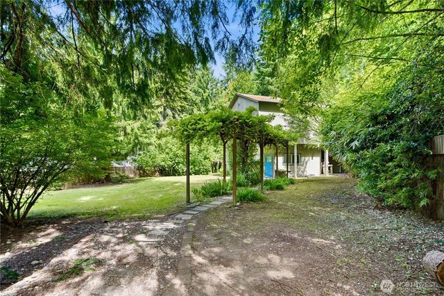 19926 NE Union Hill RD, Redmond, WA 98053