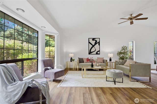 19926 NE Union Hill RD, Redmond, WA 98053