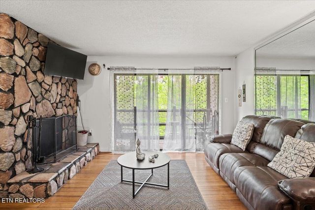 1081 Cove Rd 922, Sevierville, TN 37876