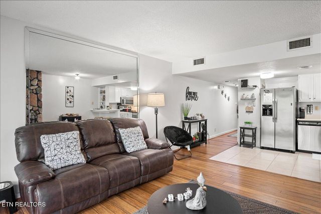 1081 Cove Rd 922, Sevierville, TN 37876