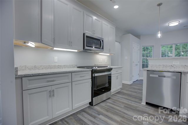 520 Grantham Lane, Charlotte, NC 28262