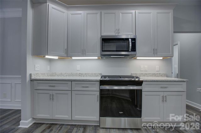 520 Grantham Lane, Charlotte, NC 28262