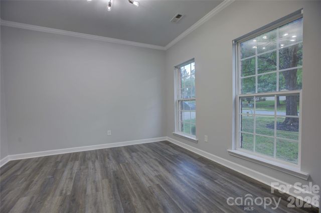520 Grantham Lane, Charlotte, NC 28262