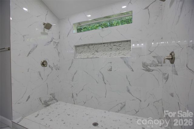 520 Grantham Lane, Charlotte, NC 28262