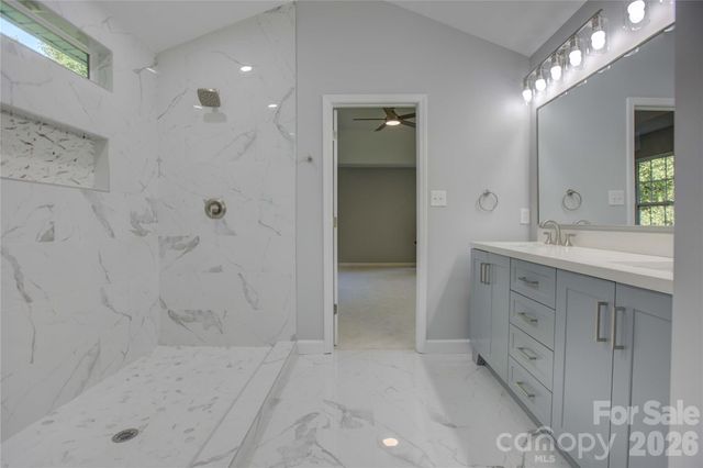 520 Grantham Lane, Charlotte, NC 28262