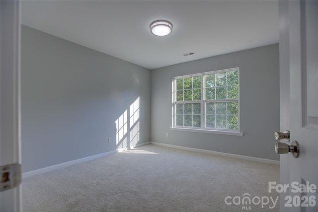 520 Grantham Lane, Charlotte, NC 28262
