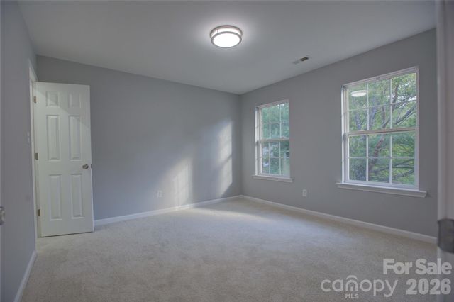 520 Grantham Lane, Charlotte, NC 28262