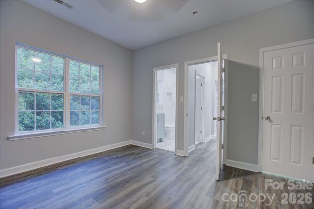 520 Grantham Lane, Charlotte, NC 28262