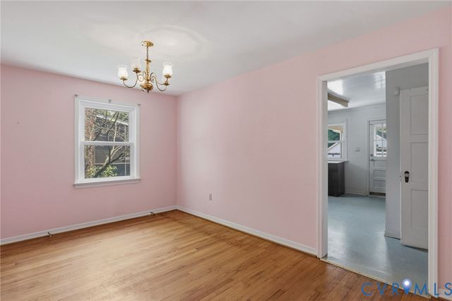 607 Hamilton Ave, Colonial Heights, VA 23834