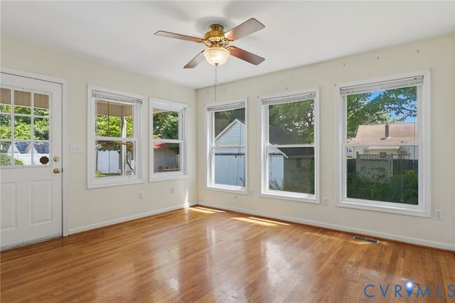 607 Hamilton Ave, Colonial Heights, VA 23834