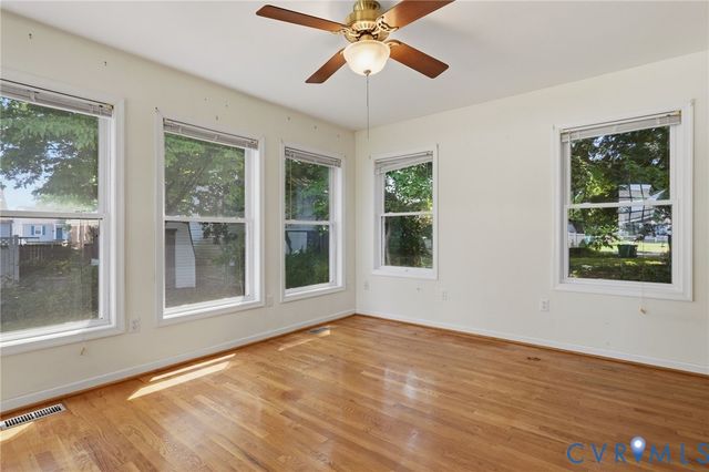 607 Hamilton Ave, Colonial Heights, VA 23834
