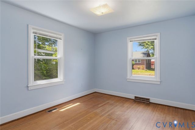 607 Hamilton Ave, Colonial Heights, VA 23834