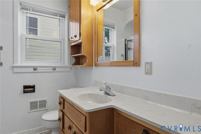 607 Hamilton Ave, Colonial Heights, VA 23834