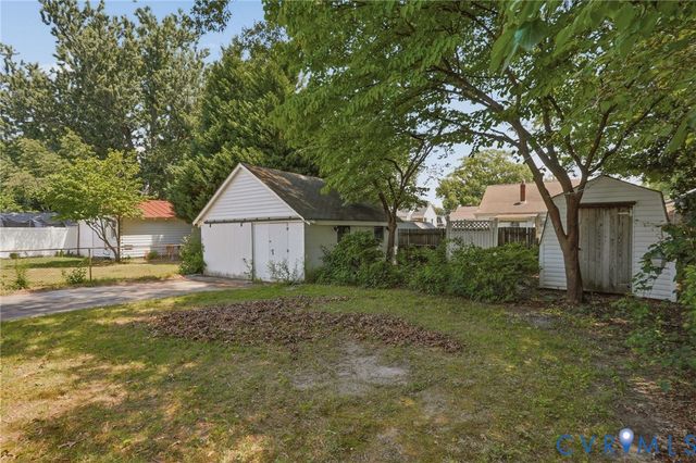 607 Hamilton Ave, Colonial Heights, VA 23834