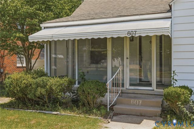 607 Hamilton Ave, Colonial Heights, VA 23834