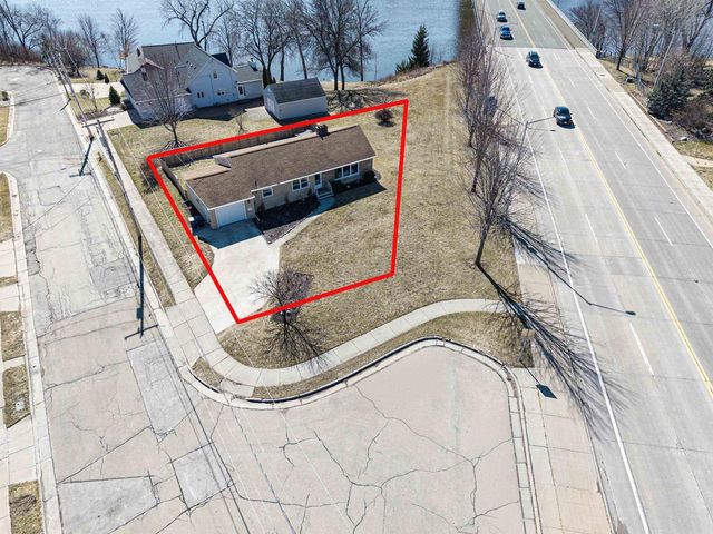 413 MADISON STREET, Little Chute, WI 54140