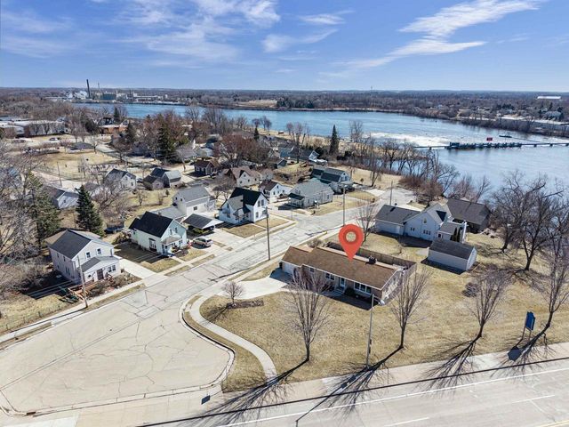 413 MADISON STREET, Little Chute, WI 54140