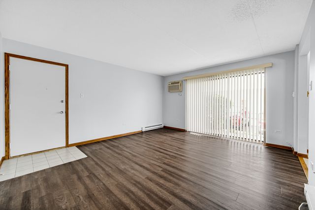 7325 Tiffany Drive 1C, Orland Park, IL 60462