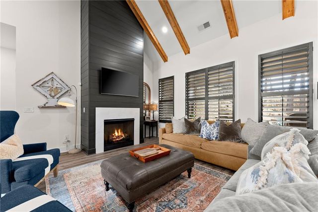 5969 Wellington Avenue, Gainesville, GA 30506