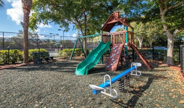 14508 Sterling Oaks DR, Naples, FL 34110
