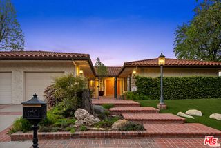 18919 La Montana Place, Tarzana (los Angeles), CA 91356