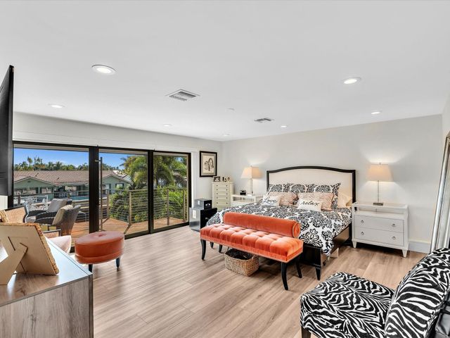 2740 NE 47th St, Lighthouse Point, FL 33064