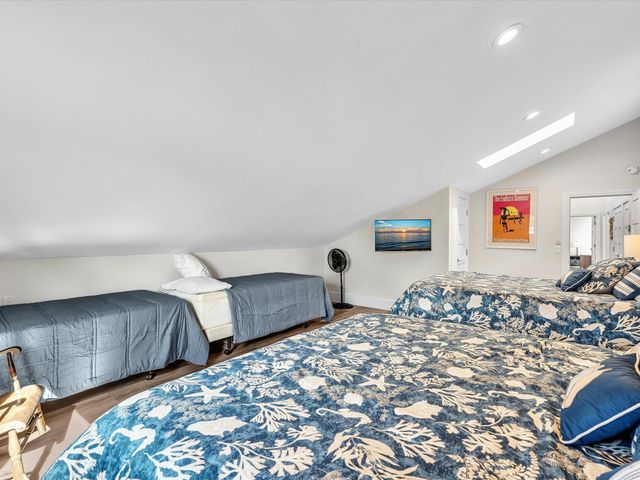 2740 NE 47th St, Lighthouse Point, FL 33064