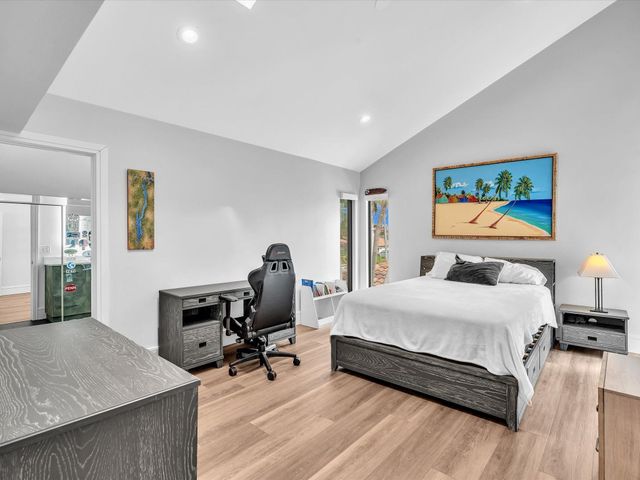 2740 NE 47th St, Lighthouse Point, FL 33064