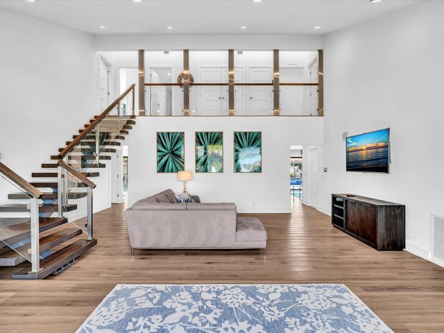 2740 NE 47th St, Lighthouse Point, FL 33064