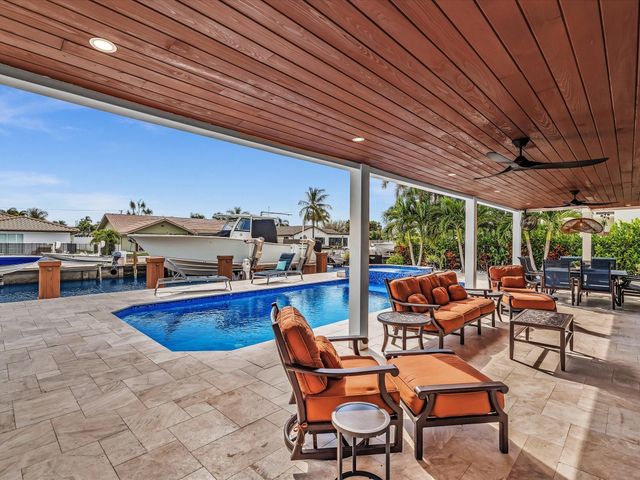 2740 NE 47th St, Lighthouse Point, FL 33064