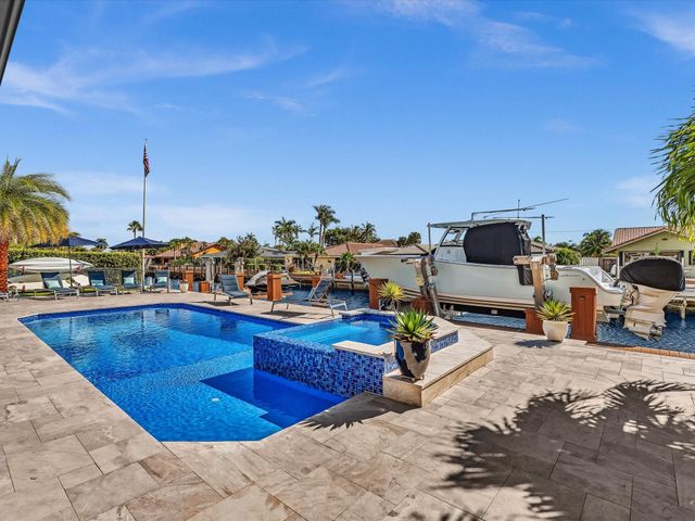 2740 NE 47th St, Lighthouse Point, FL 33064