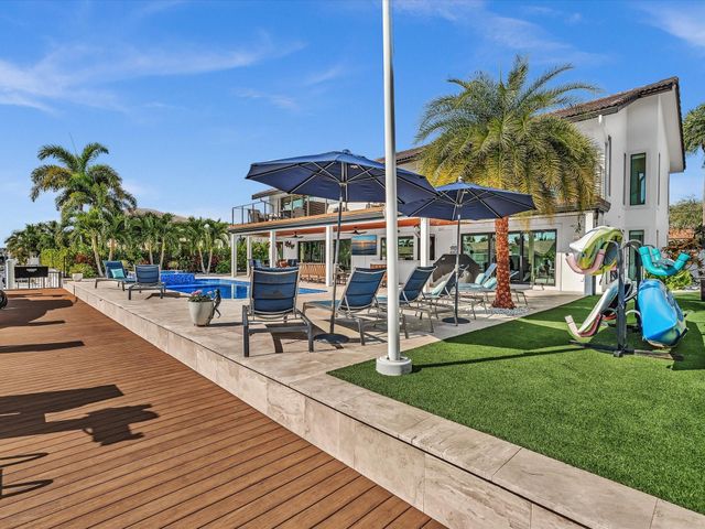 2740 NE 47th St, Lighthouse Point, FL 33064