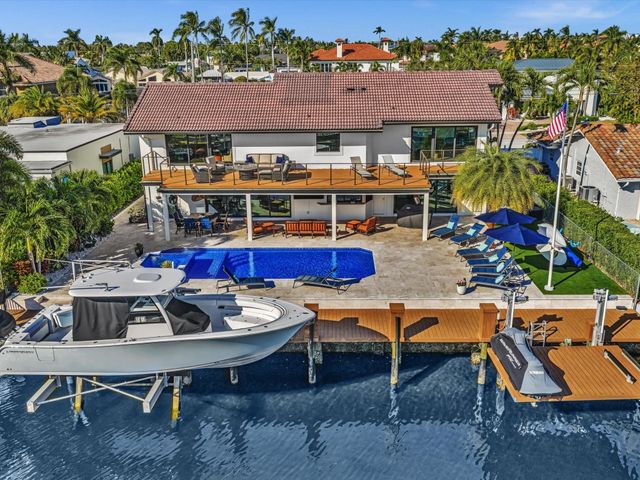 2740 NE 47th St, Lighthouse Point, FL 33064