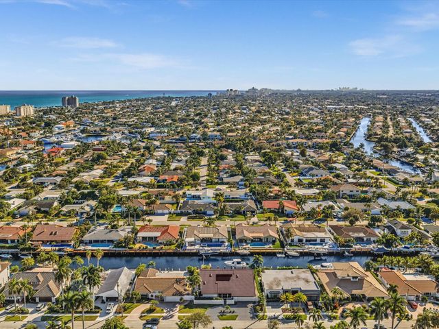 2740 NE 47th St, Lighthouse Point, FL 33064