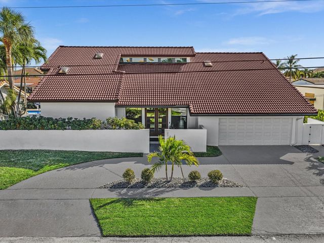 2740 NE 47th St, Lighthouse Point, FL 33064