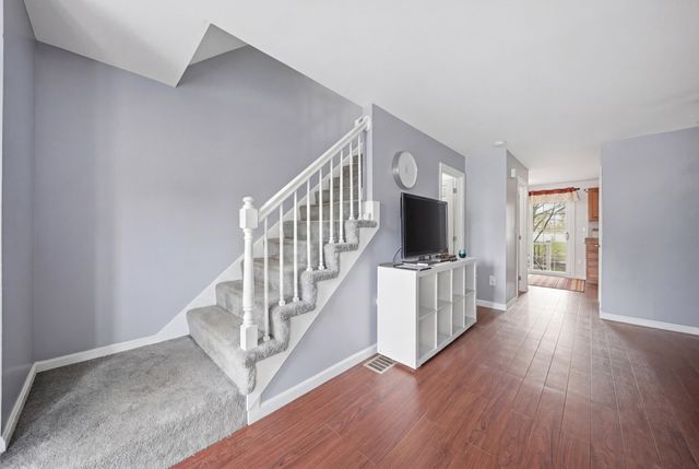 7 Sundown Dr Unit A, Derry, NH 03038