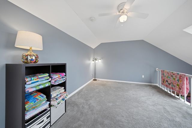 7 Sundown Dr Unit A, Derry, NH 03038