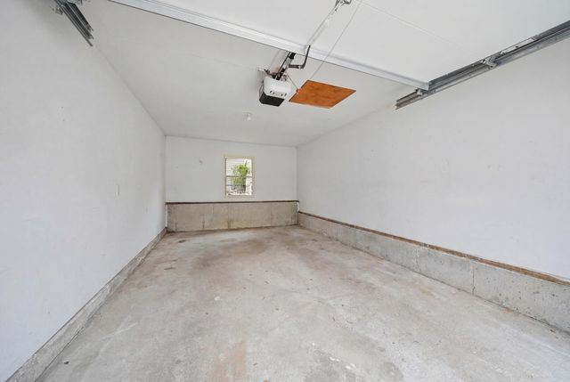 7 Sundown Dr Unit A, Derry, NH 03038