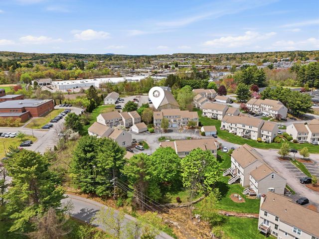 7 Sundown Dr Unit A, Derry, NH 03038