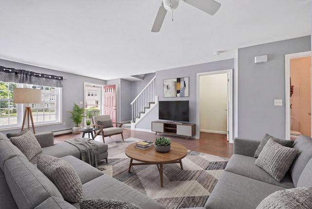 7 Sundown Dr Unit A, Derry, NH 03038