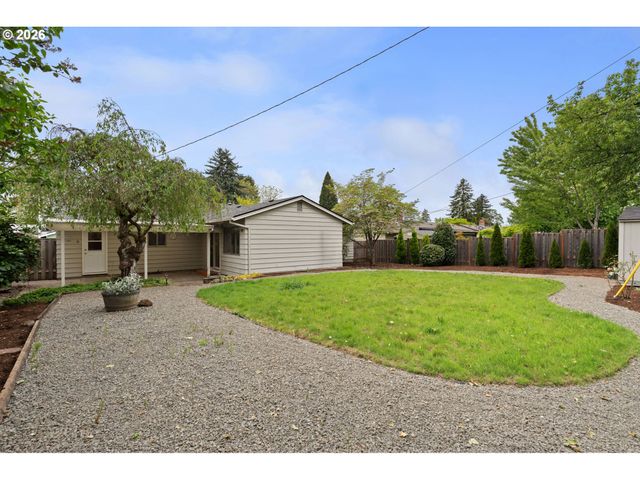 1860 Sw WYNWOOD Ave, Portland, OR 97225