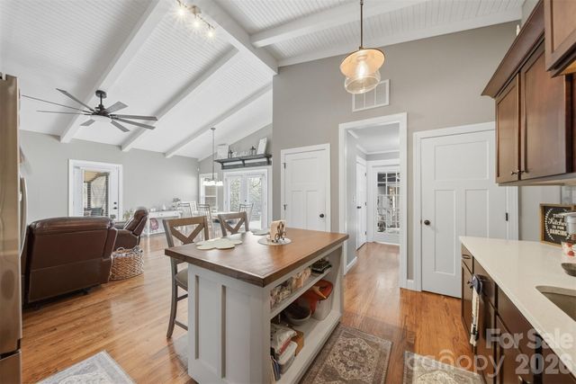 1300 Laurel Street NE, Valdese, NC 28690