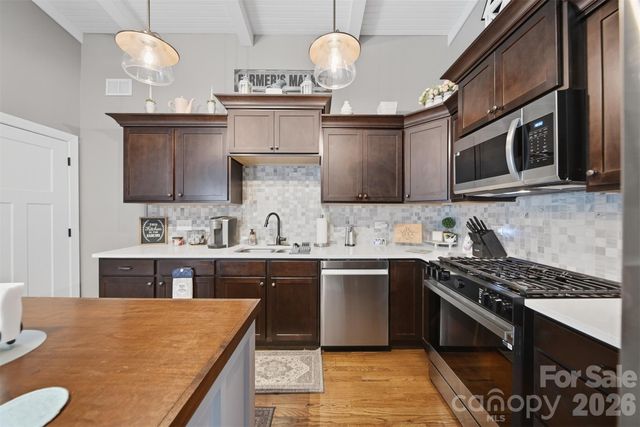 1300 Laurel Street NE, Valdese, NC 28690