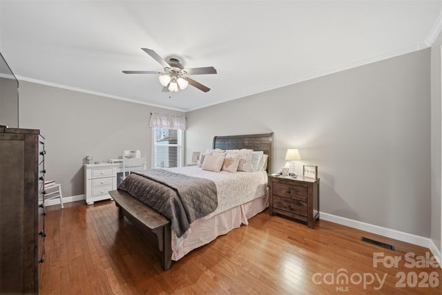 1300 Laurel Street NE, Valdese, NC 28690