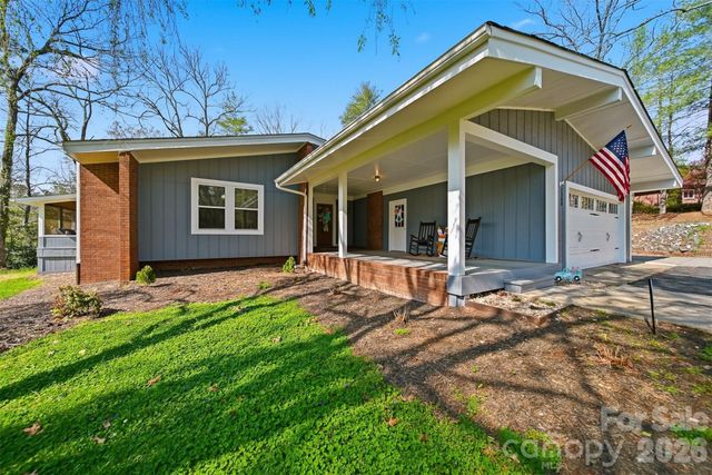 1300 Laurel Street NE, Valdese, NC 28690