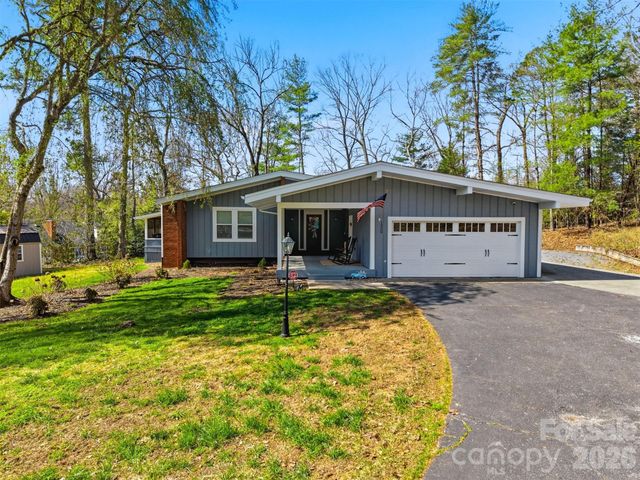 1300 Laurel Street NE, Valdese, NC 28690