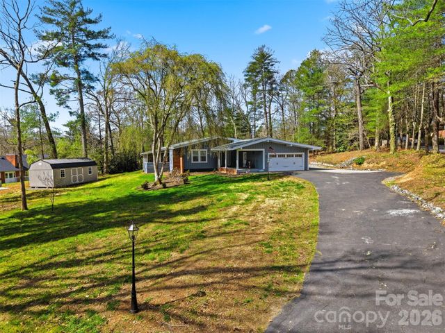 1300 Laurel Street NE, Valdese, NC 28690