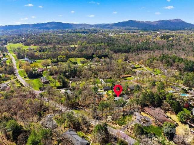 1300 Laurel Street NE, Valdese, NC 28690
