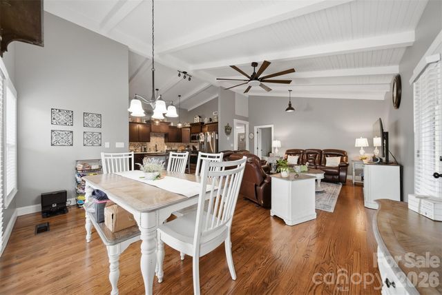 1300 Laurel Street NE, Valdese, NC 28690